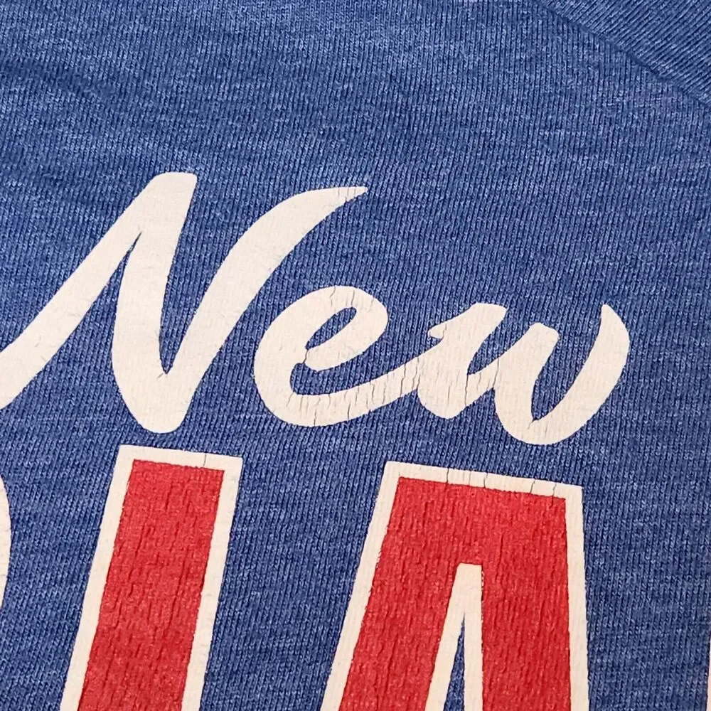 NFL New York Giants Women's Medium Graphic T-shirt Football - Picture 9 of 12